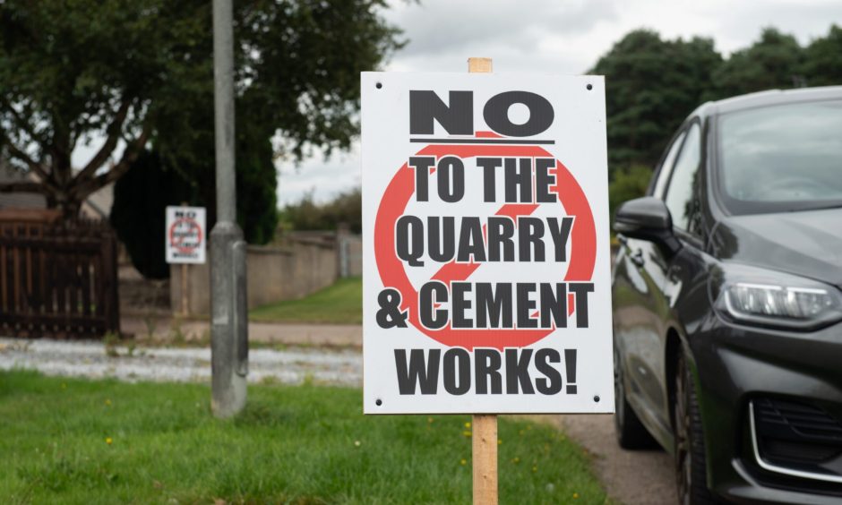 "No to the quarry and cement works" sign 