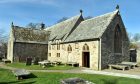 Cullen Auld Kirk in the sun.