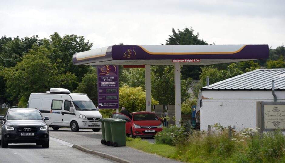 dunvegan camper van fuel station