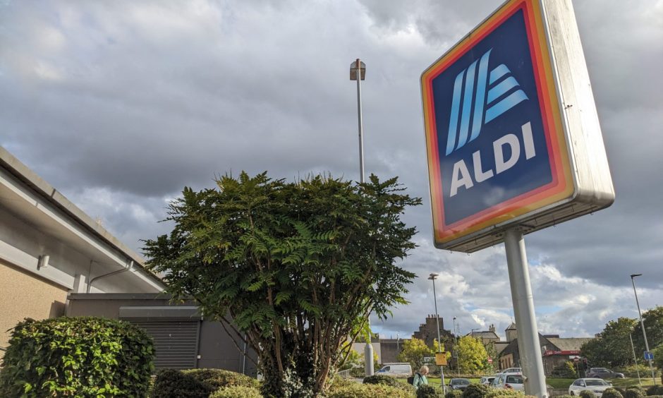 Aldi sign in Elgin. 