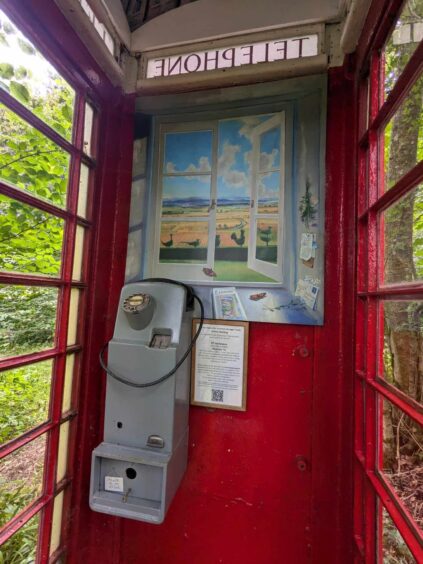 Inside the 'telestransportation' phone box! Image: Gayle Ritchie.