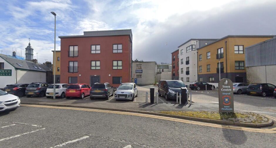 housing on dingwall high street