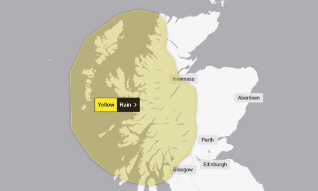 Map showing yellow weather warning for rain along the west coast of Scotland.