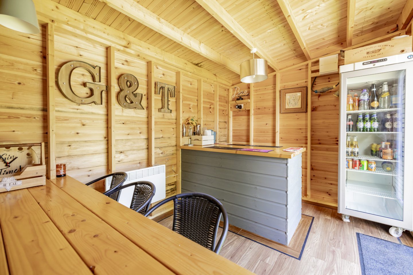 The wooden summerhouse in the garden of the west end aberdeen flat