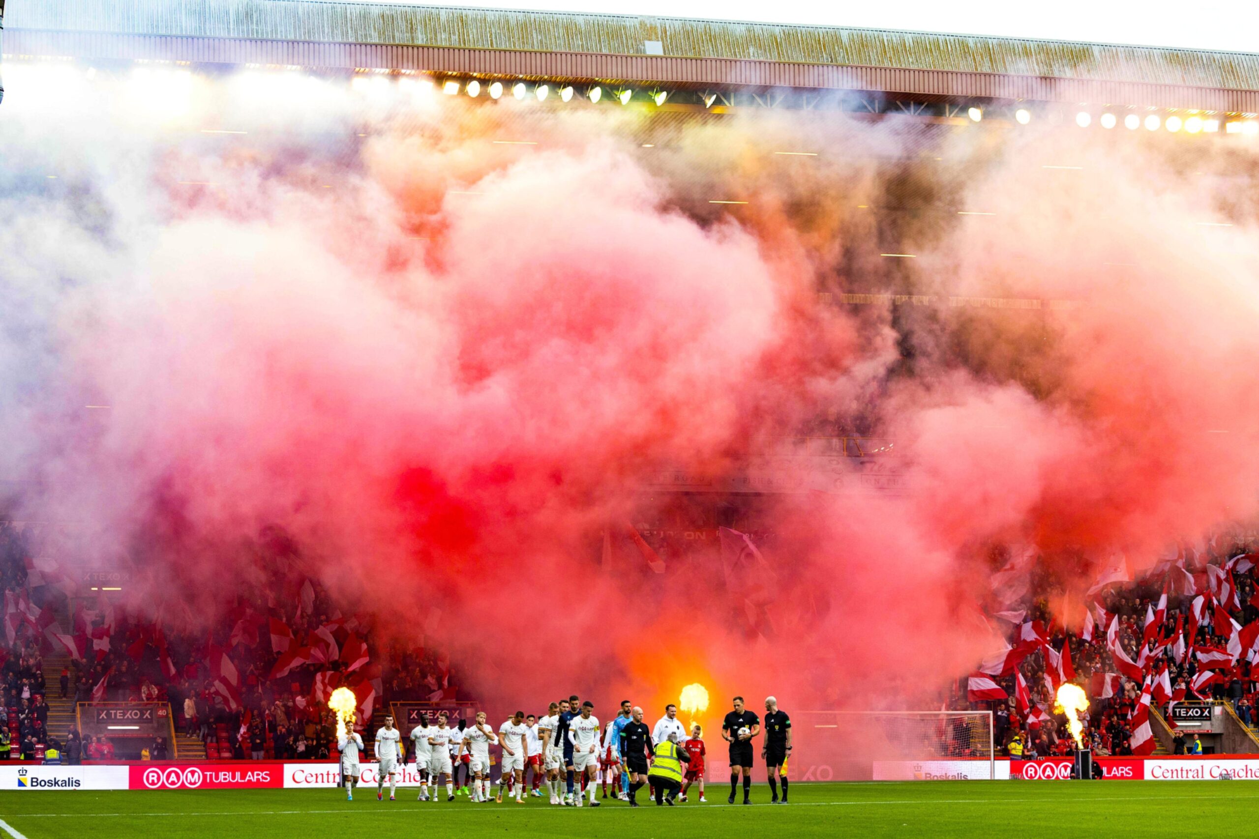 Aberdeen fans display during the Premiership match against Motherwell at Pittodrie. Image: SNS 