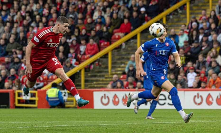 Aberdeen FC Kevin Nisbet has a header saved in the 4-0 win against Spartans. Image: SNS