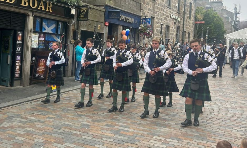 The Robert Gordon's College Pipe Band brought the area to life. Image: Isaac Buchan/ DC Thomson