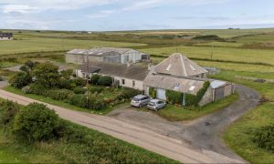 Murrayfield Cottage and farm buildings.