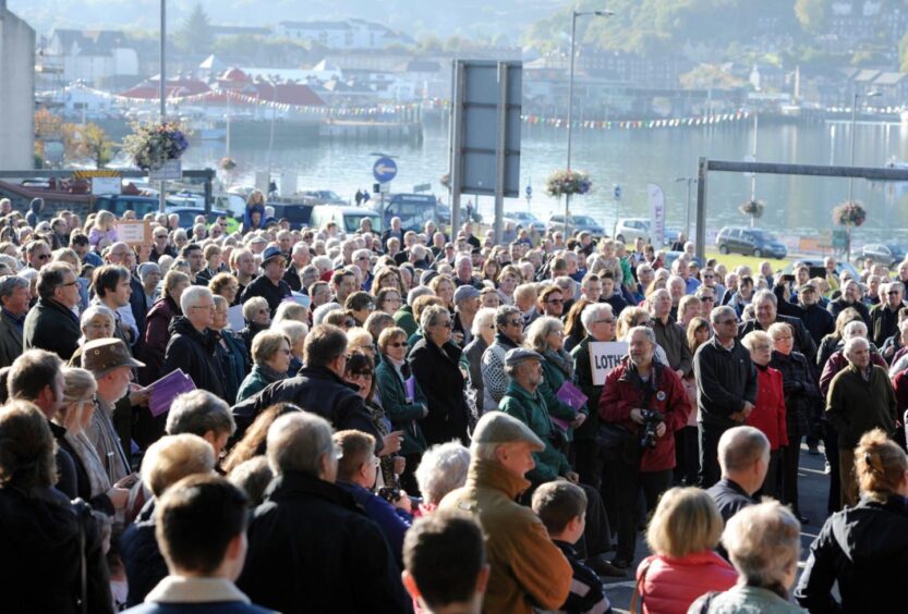 Massed choirs in Oban