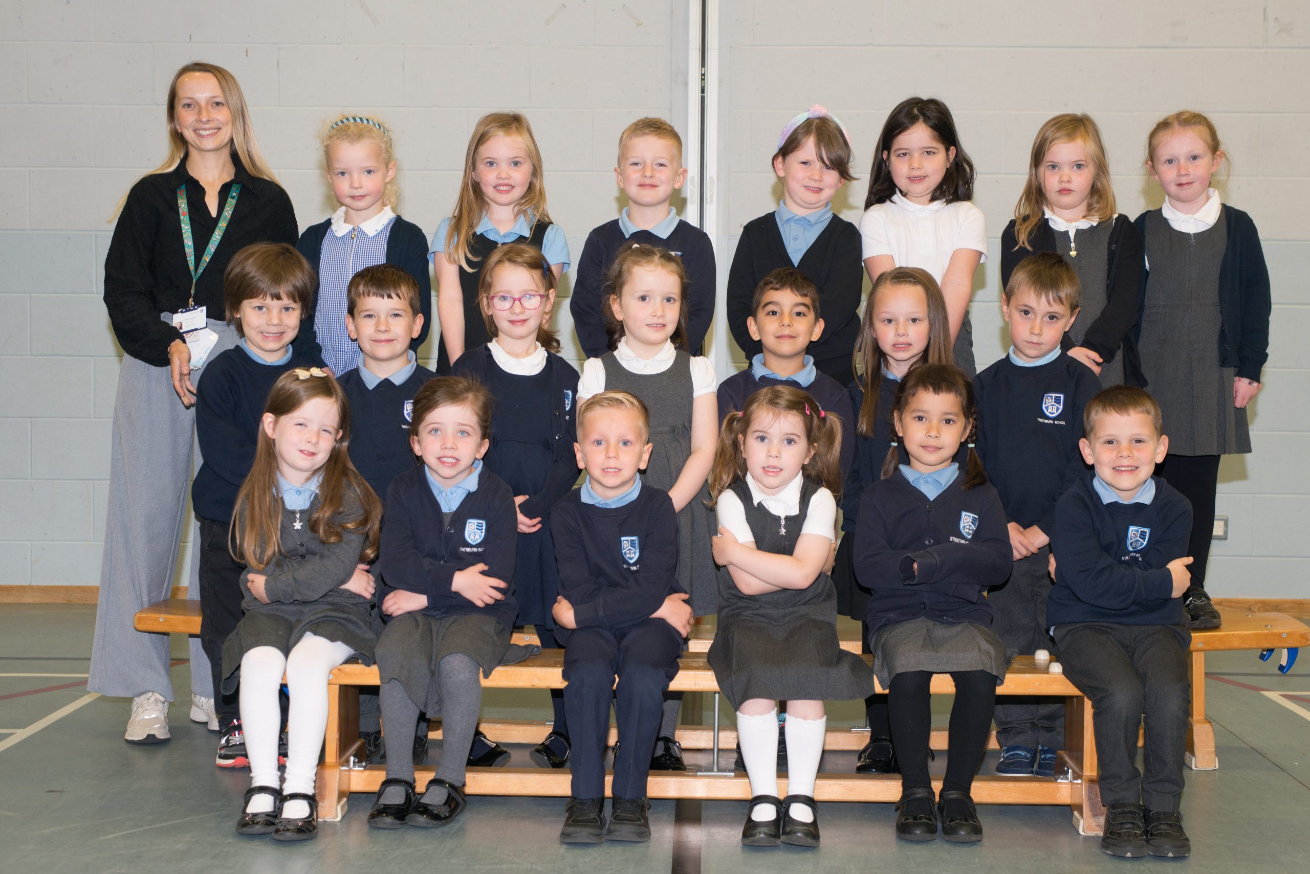 Strathburn School, P1S with Miss Suder