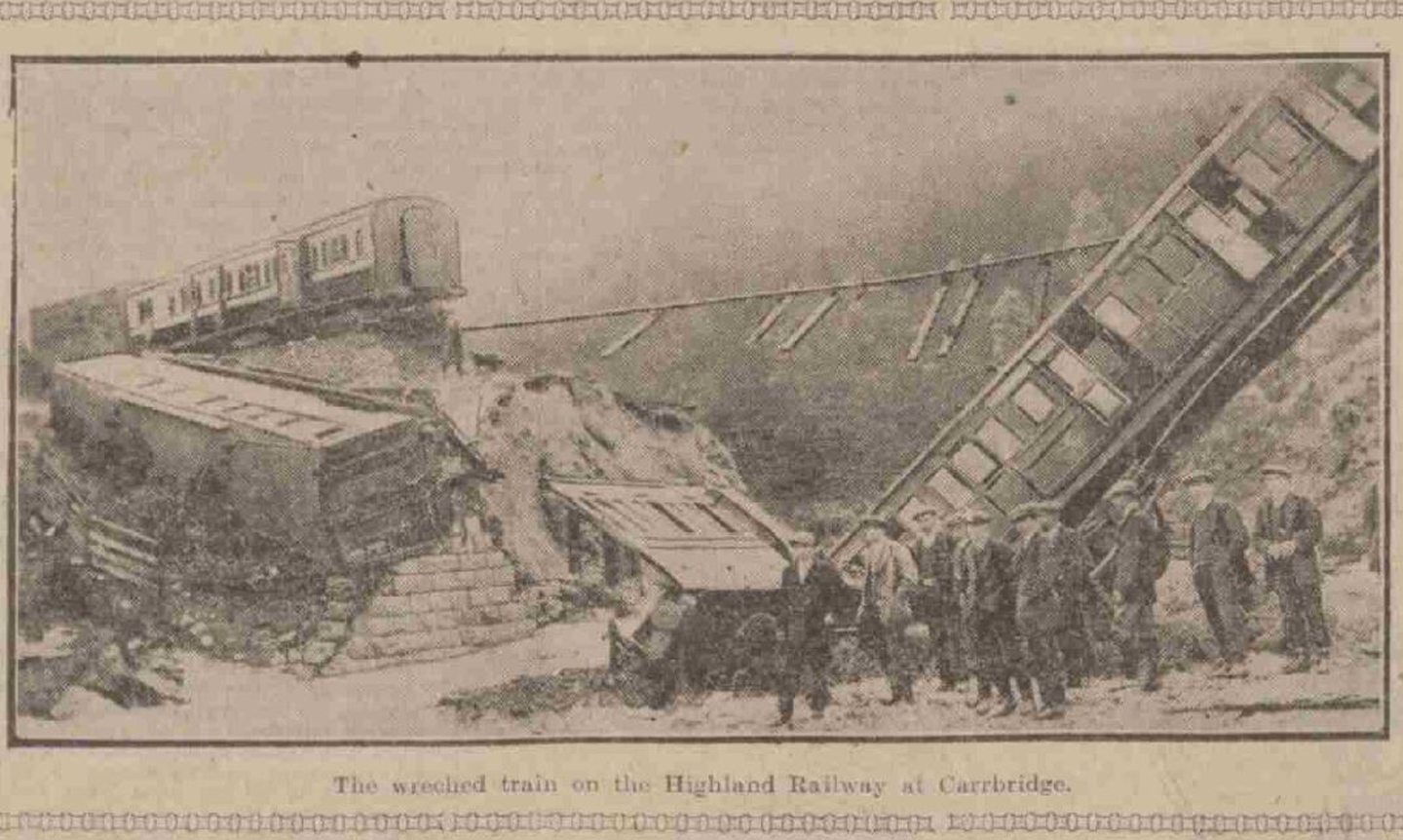 Photo of the wrecked train