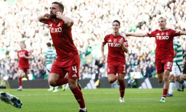 Aberdeen's Graeme Shinnie celebrating a goal