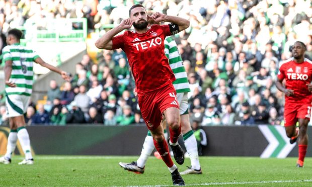 Aberdeen;s Graeme Shinnie celebrates after scoring to make it 2-2 against Celtic. Image: Alan Harvey/SNS.