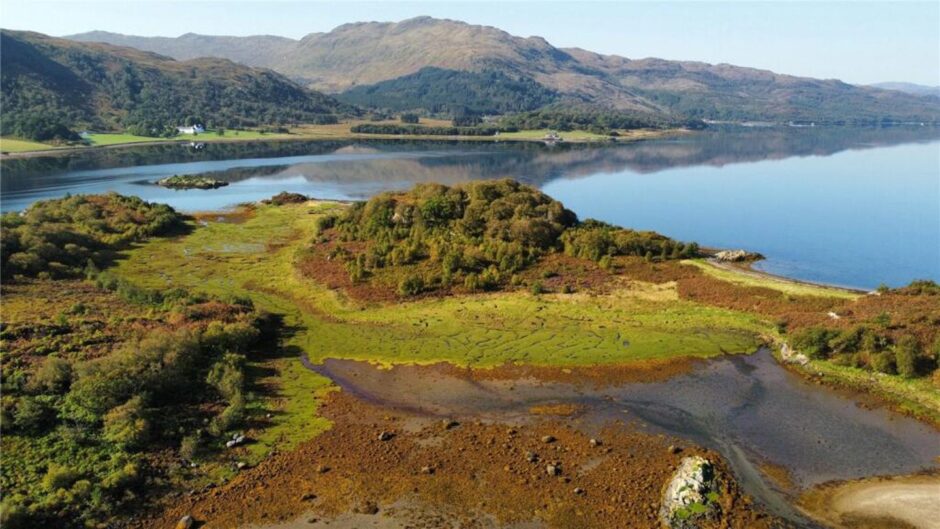 Eilean Mor can be accessed by boat or by a low-tide causeway. Image: Bell Ingram