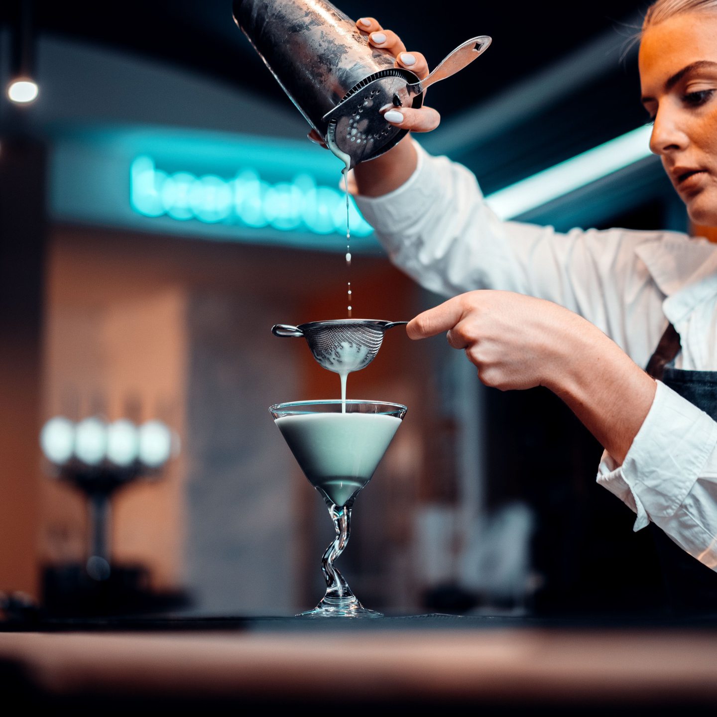 Bartender making cocktail 