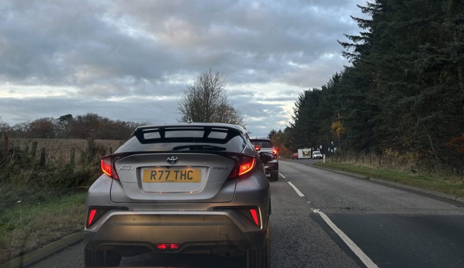 The traffic build-up far past Maggies Burger Van after the a90 ellon crash