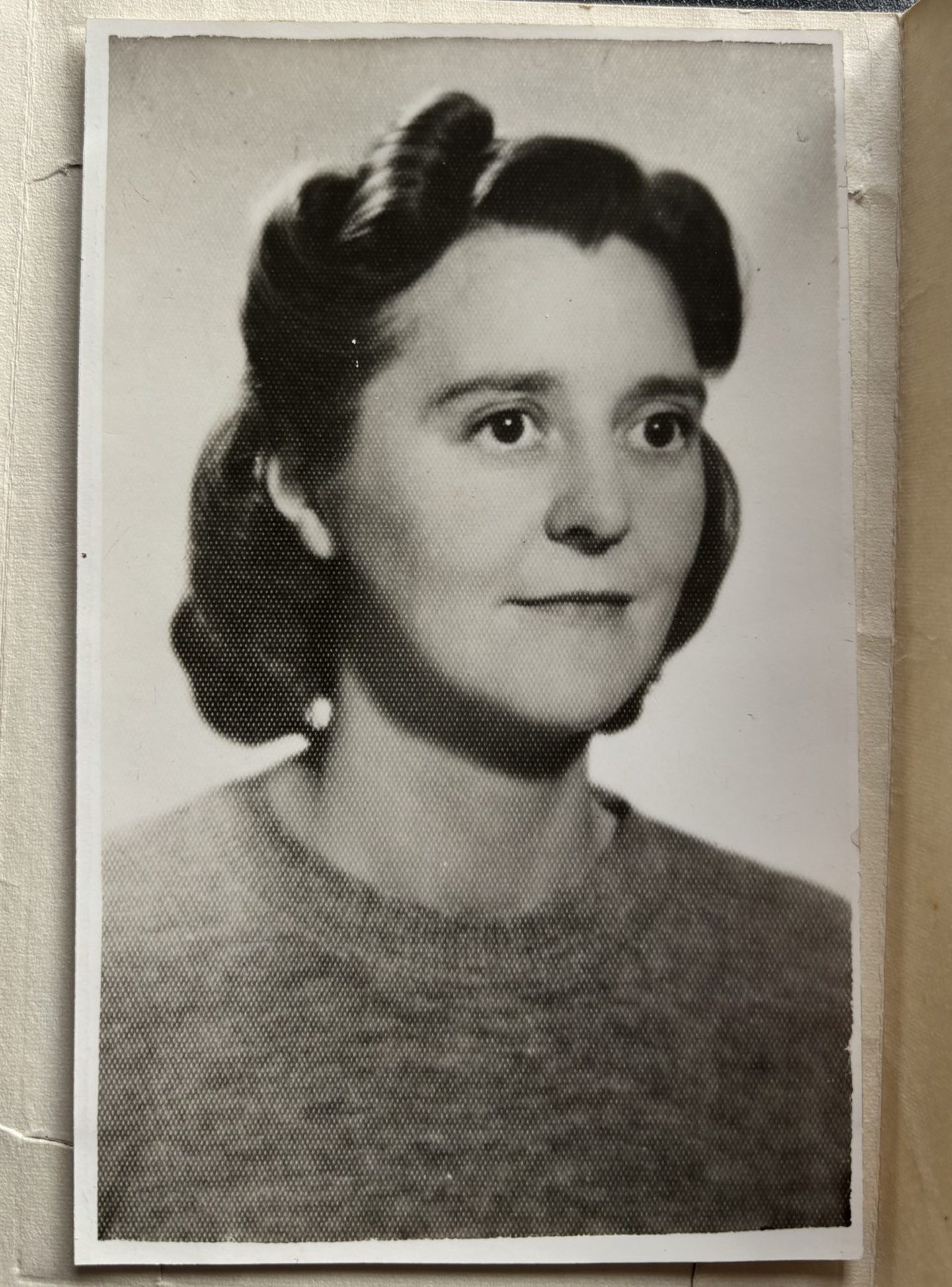 A black and white head shot of Jane Curran, a nurse. 