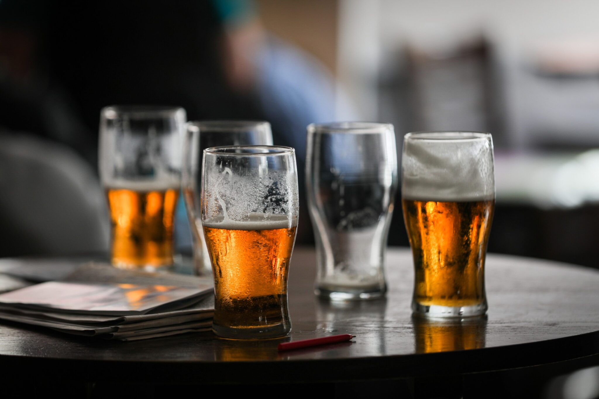 should-pubs-ditch-pints-elgin-and-aberdeenshire-barmen-weigh-in