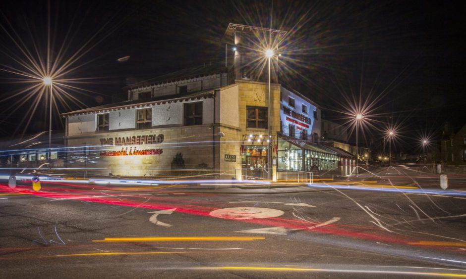 Mansefield Hotel roundabout 