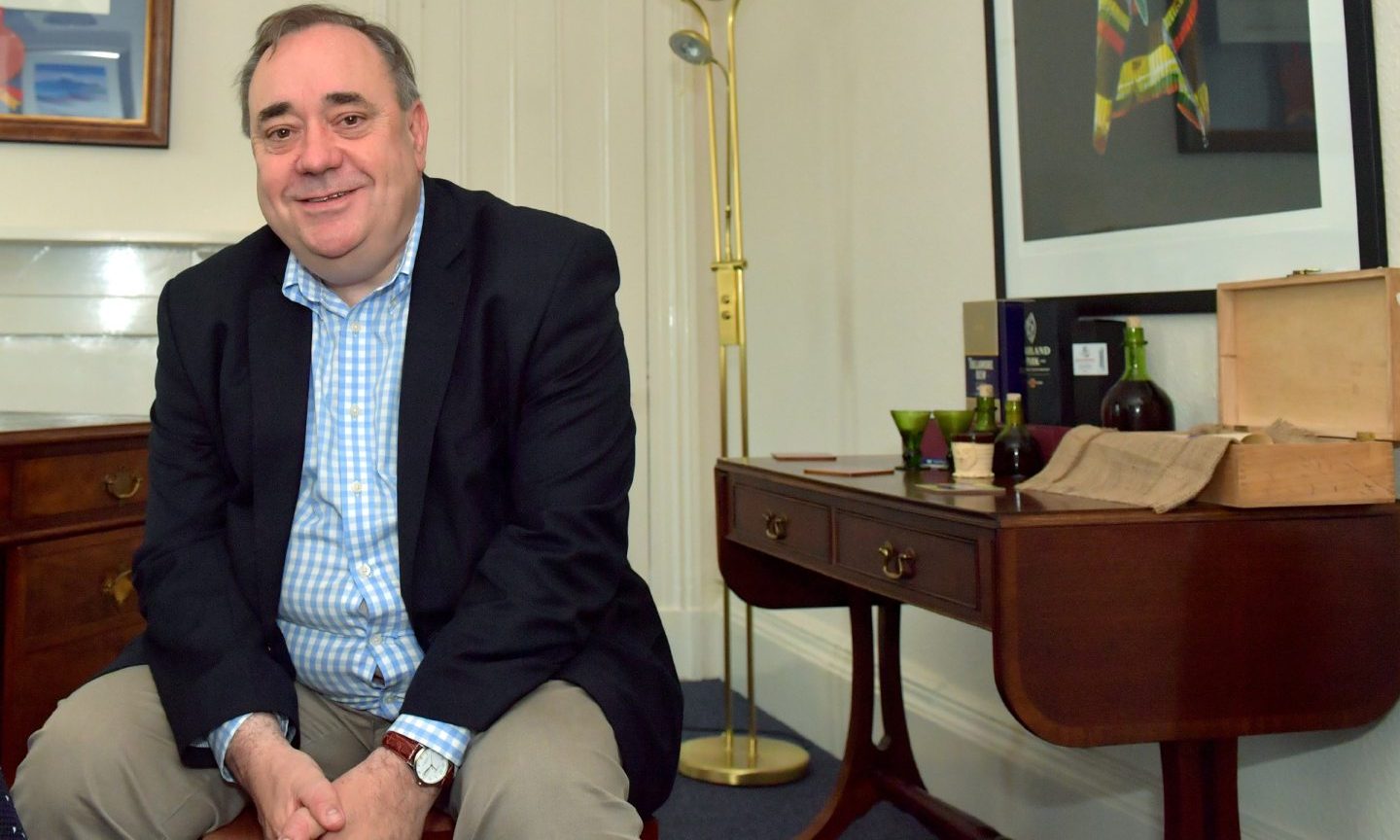 Alex Salmond's body to be flown home to north-east on Friday