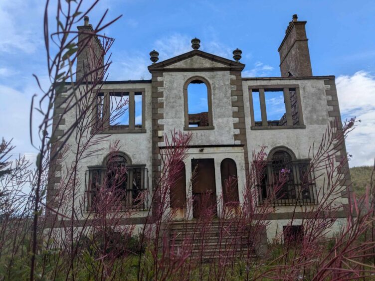 The shell of Sandford Lodge. Image: Gayle Ritchie.