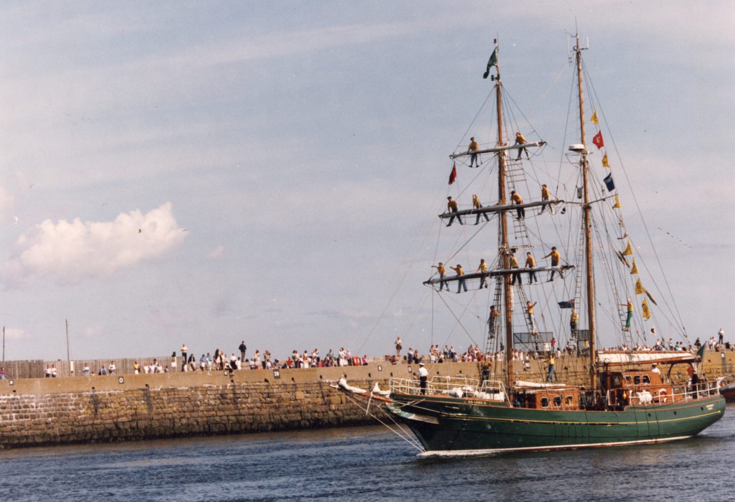 Asgard II enters Aberdeen Harbour in August 1991.