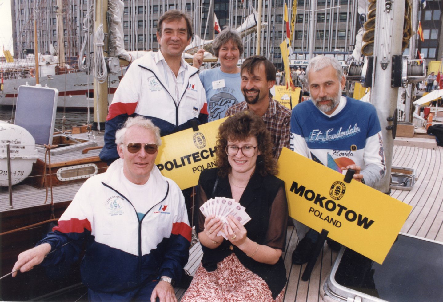 People on the Mokotow ship with money donated to them