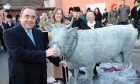 Alex Salmond unveiling the Turra Coo in 2010. Image: Simon Walton.