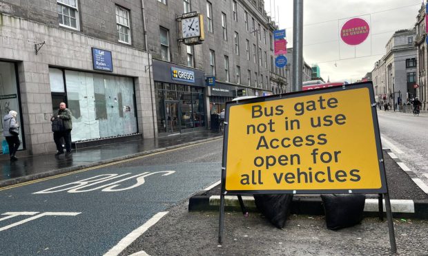 Union Street bus gate removal sign.