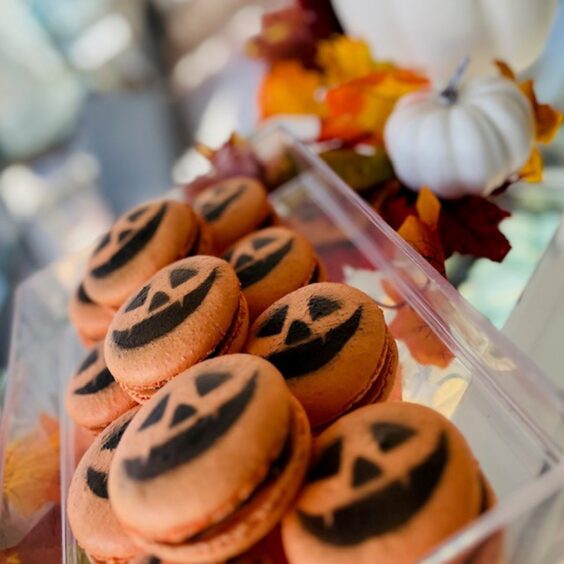 The cute pumpkin-themed macarons at Almondine.