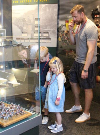 People looking around the Gordon highlander museum