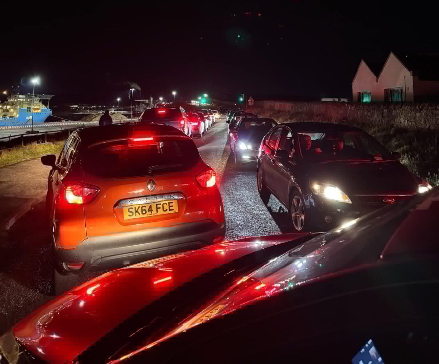 Traffic near Girdle Ness Lighthouse