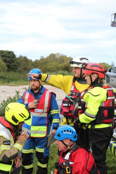 Coastguard rescue teams