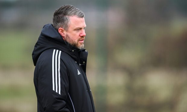 Aberdeen manager Jimmy Thelin during a training session at Cormack Park. Image: SNS