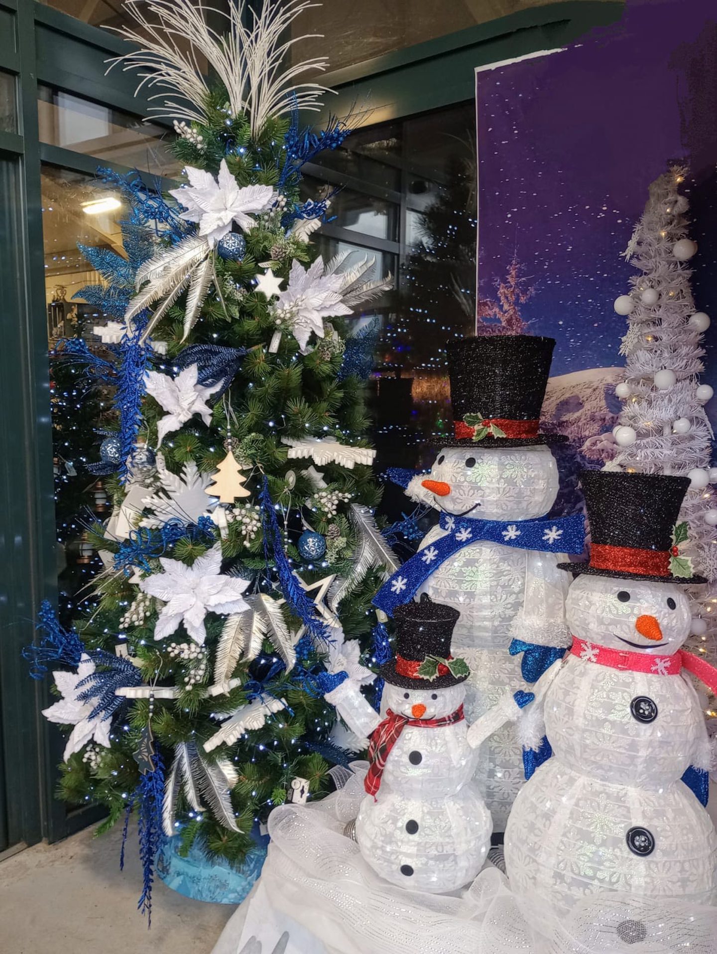 Festive display at Kirktown Garden Centre and Restaurant.