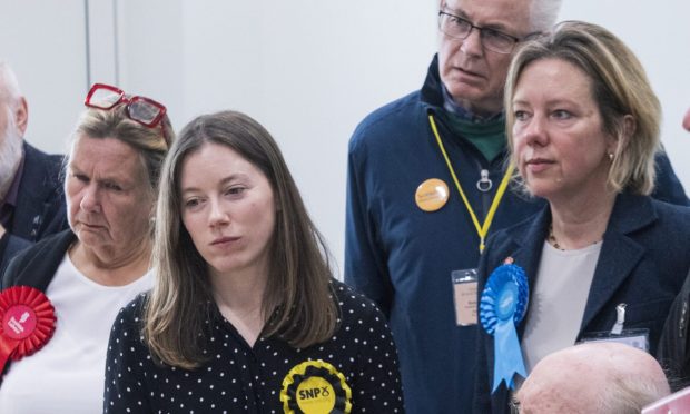 Laura Mitchell from the SNP and Tory Elaine Kirby at the count.