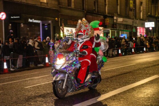 Santas on scooters. Image: Kath Flannery/DC Thomson