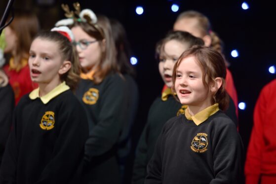 CR0050705
Ardersier Primary School.
The Press and Journal Christgmas Carol Concert in Drumossie Hotel, Inverness last night (Thurs).

Sandy McCook/DC Thomson