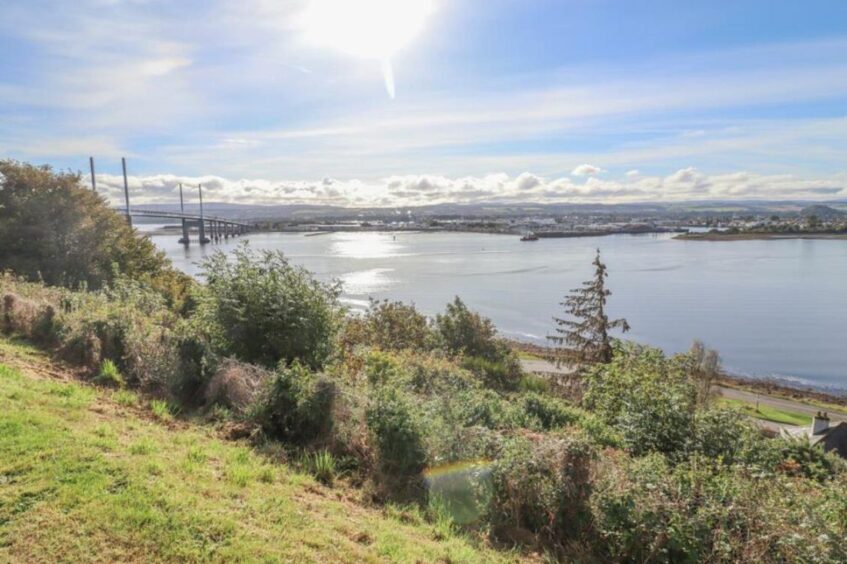 Panoramic views overlooking the BEauly Firth, Kessock Bridge and Inverness.