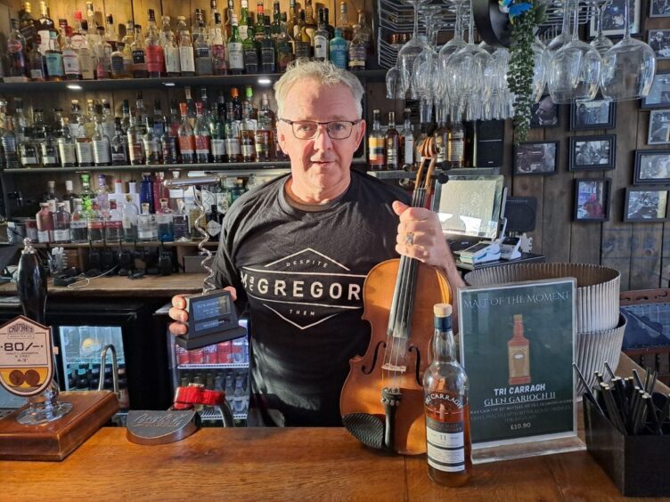 Bruce MacGregor is bringing MacGregors to the Whisky Vaults in Oban. 