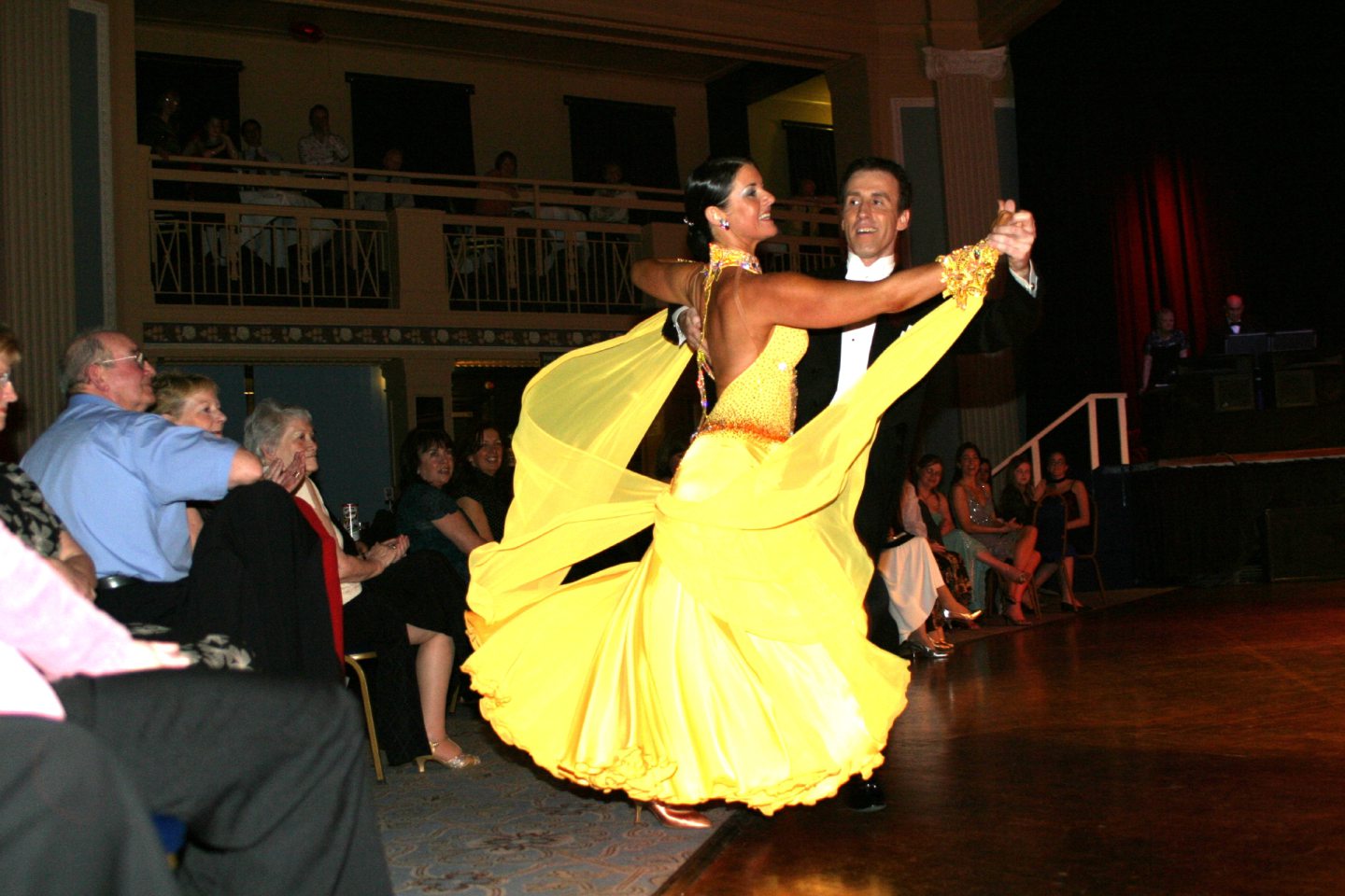 Anton du Beke and Erin Boag at Aberdeen's Beach Ballroom in 2006. 