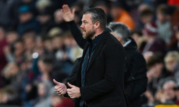 Aberdeen manager Jimmy Thelin during the 1-1 draw with Hearts at Tynecastle. Image: SNS