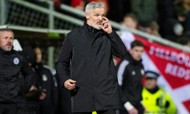 Dundee United manager Jim Goodwin during his side's 1-0 win against Aberdeen. Image: SNS.