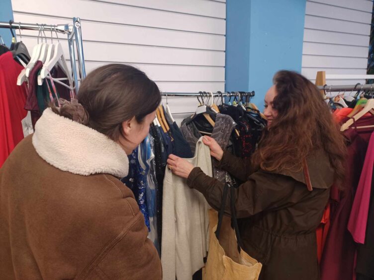 Customers are grabbing bargains in a pop up shop in Oban