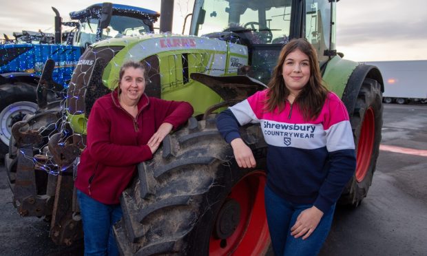 East Aberdeenshire District of Young Farmers Annual Christmas Tractor Run. Image: Kenny Elrick/DC Thomson