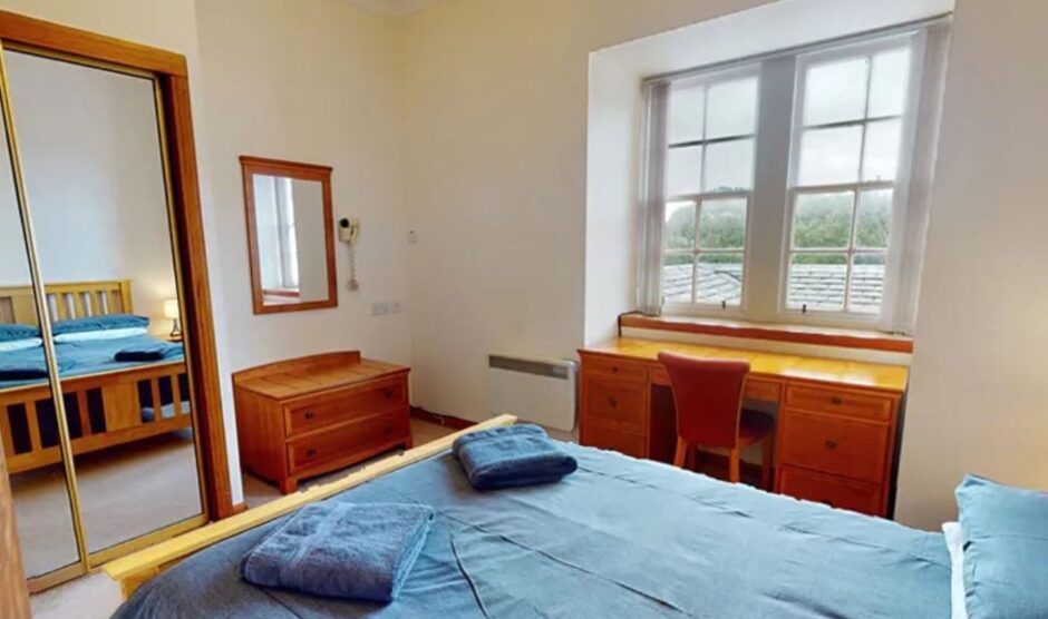 The bedroom of Soroba House in Oban