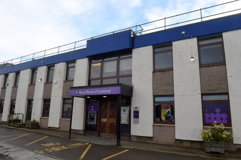 Facade of RBS Harbour road headquarters.