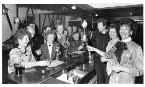 1987: There were plenty of swan-songs being sung in the heart of Aberdeen when one of the most popular pubs in the city rang the bell for the last time. The Swan Bar on Loch Street was packed with regulars, all sad to see their favourite haunt close down. Image: DC Thomson