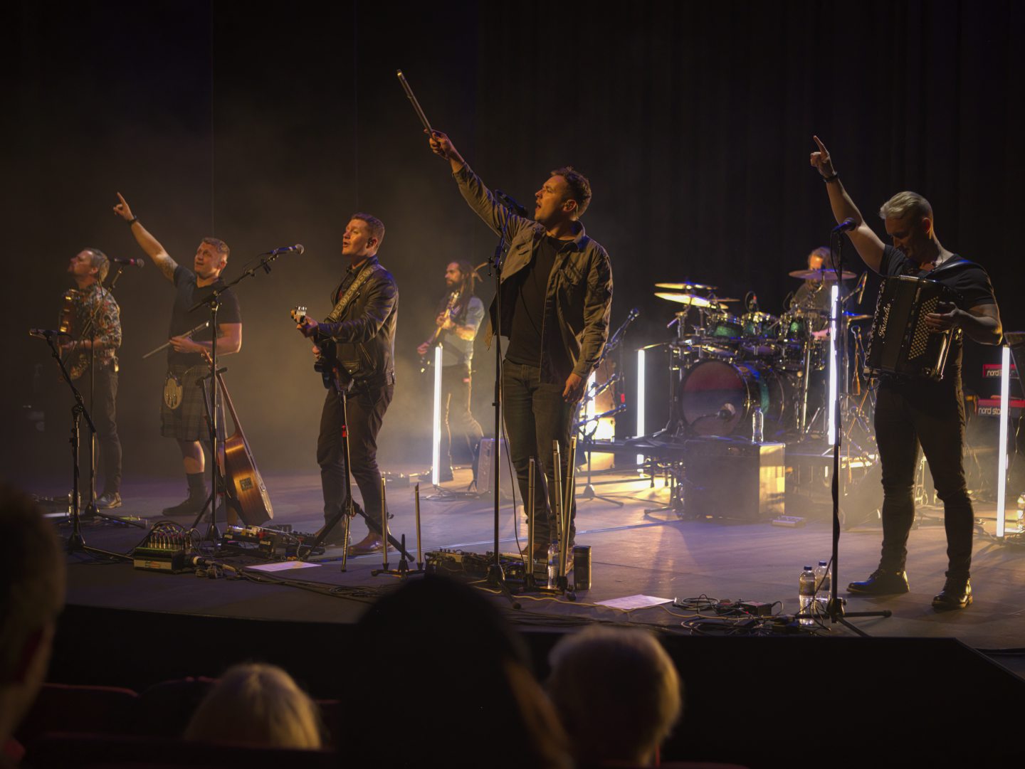 Scottish band Skerryvore played to legendary manager Sir Alex Ferguson. 