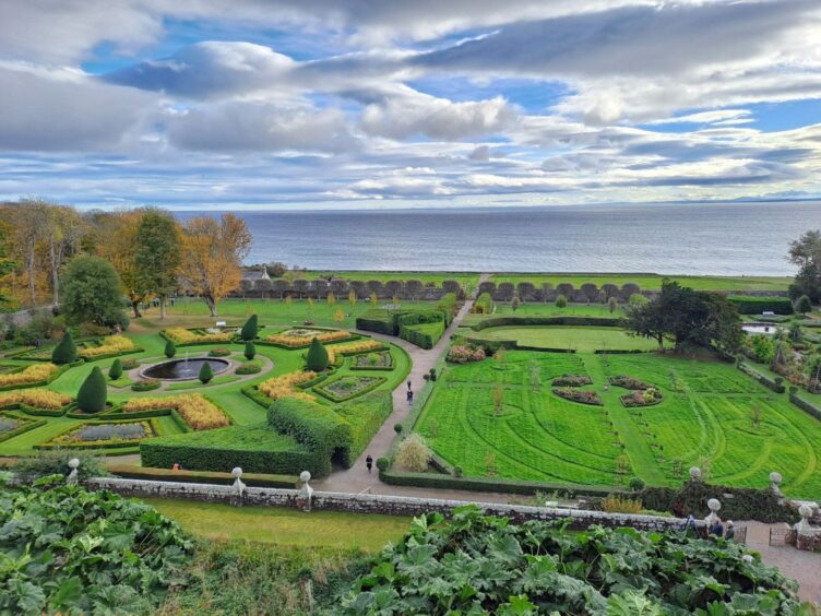 Dunrobin Castle gardens